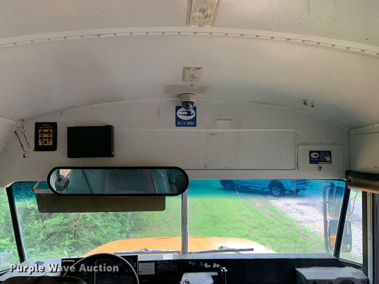 image for item LH9693 2000 Blue Bird CV20  school bus