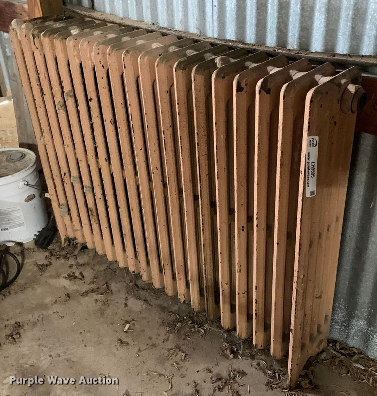 image for item LH9695 Radiator wall heater