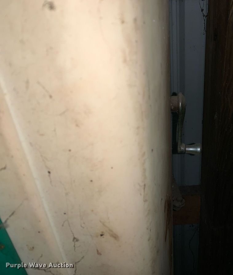 image for item LH9697 Sinclair H-C  fuel pump