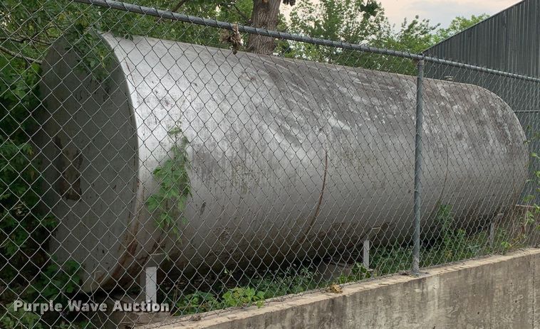 image for item LH9699 Fuel tank