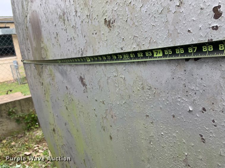 image for item LH9699 Fuel tank