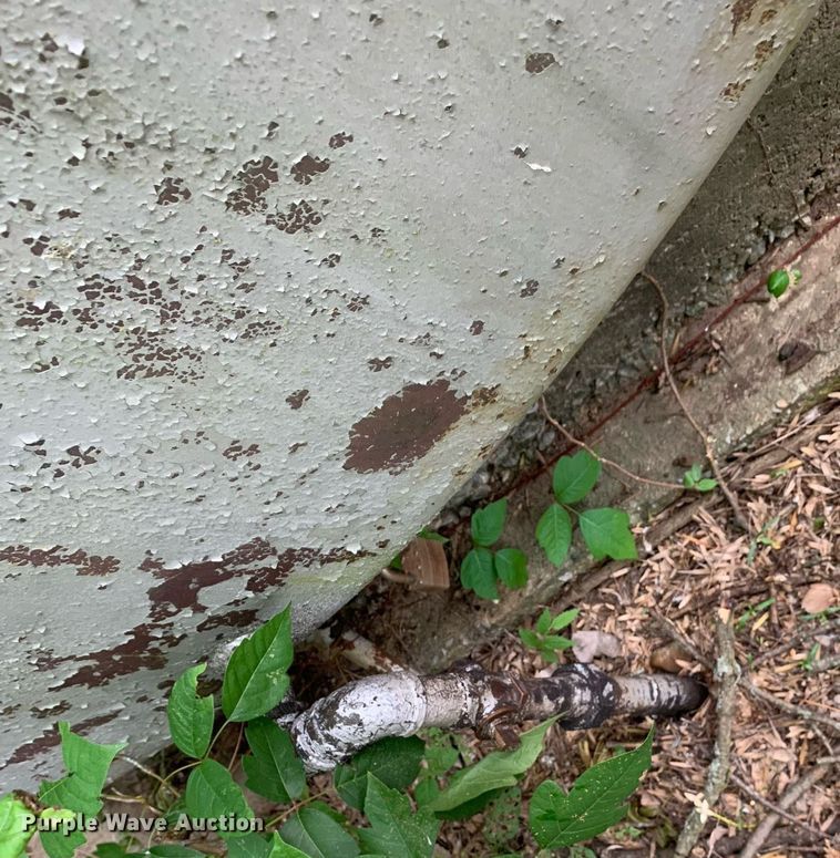 image for item LH9699 Fuel tank