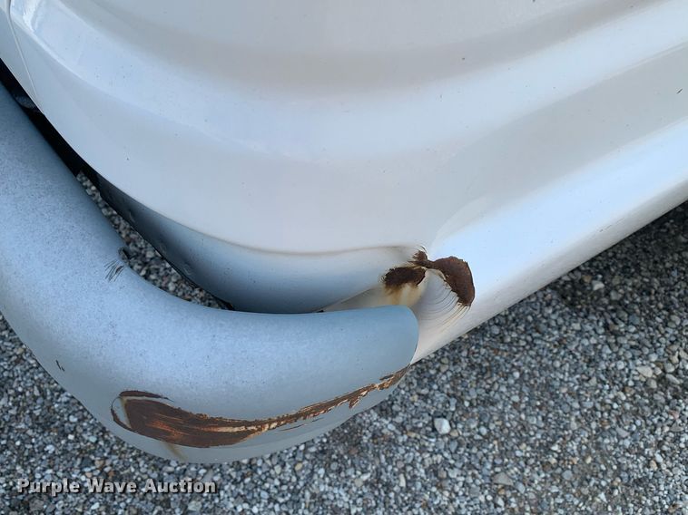 image for item LH9700 2002 Ford E350 Super Duty  van