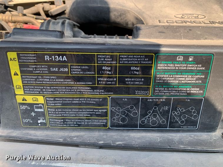 image for item LH9700 2002 Ford E350 Super Duty  van