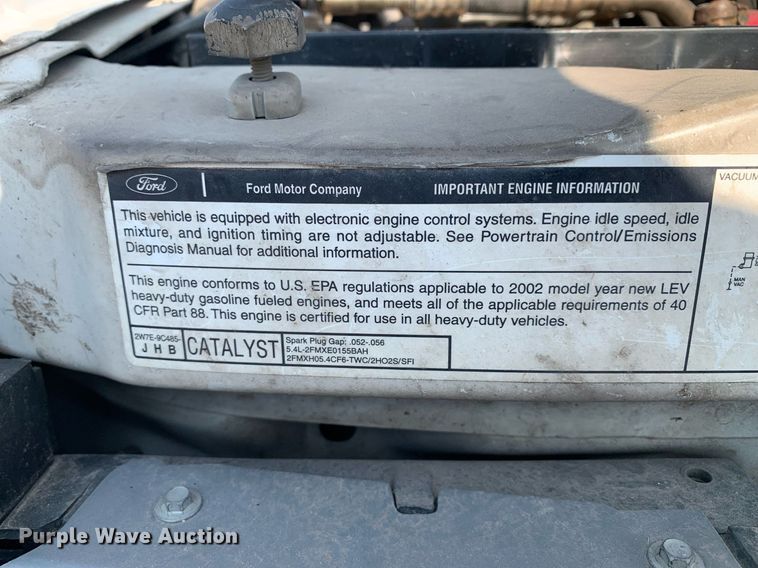 image for item LH9700 2002 Ford E350 Super Duty  van