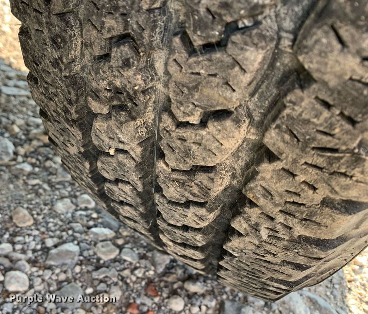 image for item LH9700 2002 Ford E350 Super Duty  van