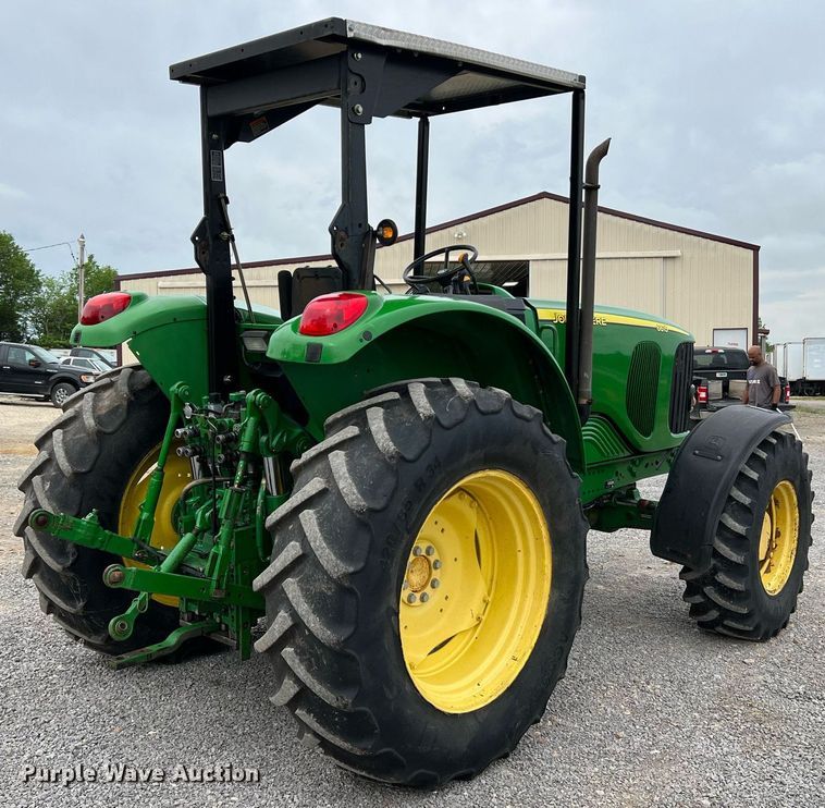 image for item LI9711 2006 John Deere 6615  MFWD tractor