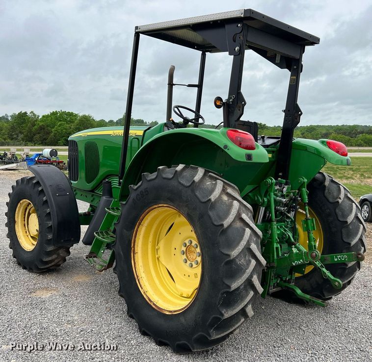 image for item LI9711 2006 John Deere 6615  MFWD tractor