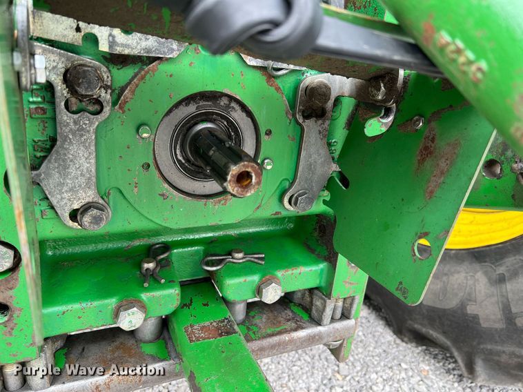 image for item LI9711 2006 John Deere 6615  MFWD tractor