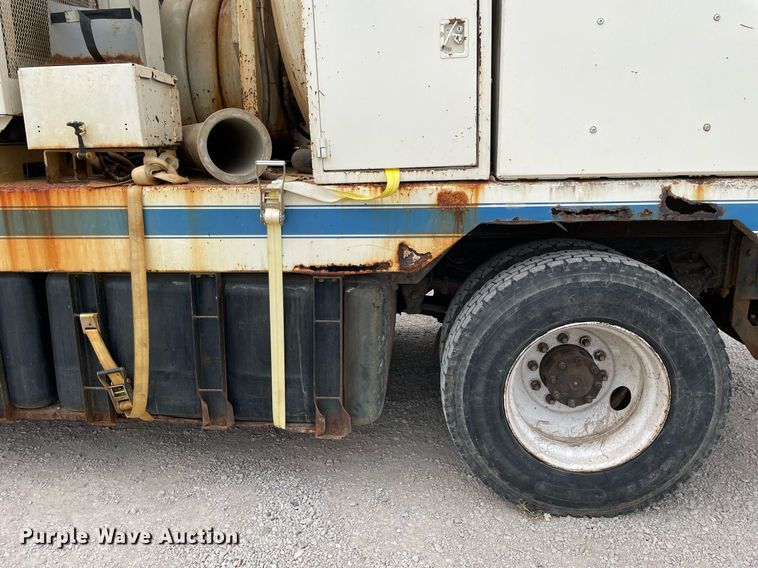 image for item LJ9771 1993 Ford LN8000  sewer jetter truck