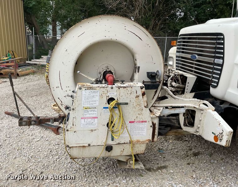 image for item LJ9771 1993 Ford LN8000  sewer jetter truck