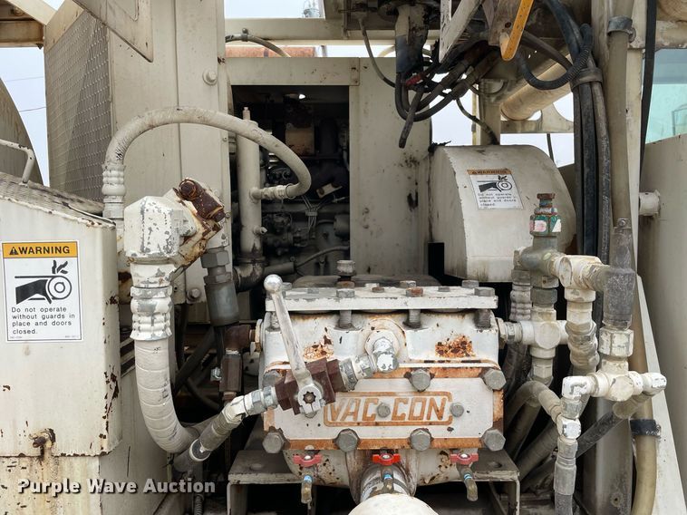 image for item LJ9771 1993 Ford LN8000  sewer jetter truck