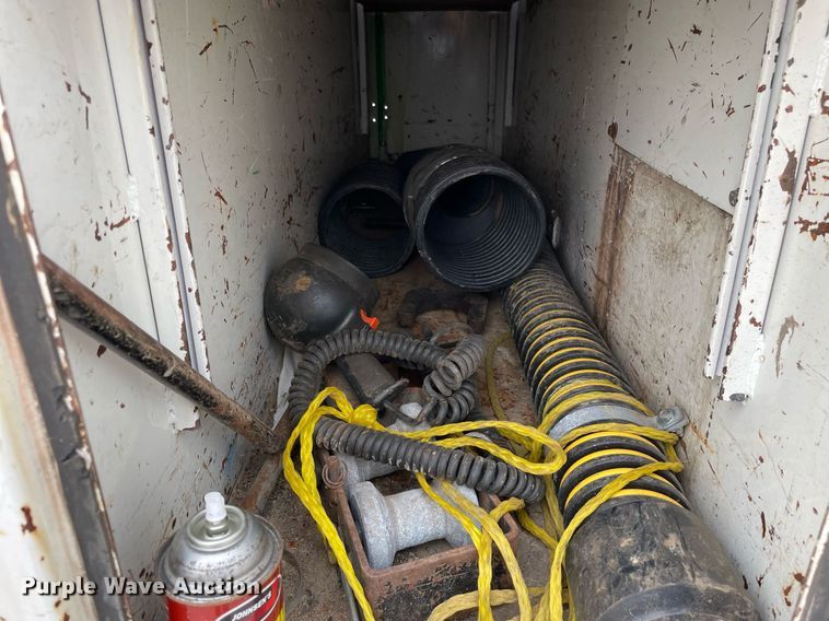 image for item LJ9771 1993 Ford LN8000  sewer jetter truck