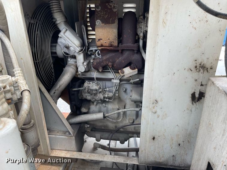 image for item LJ9771 1993 Ford LN8000  sewer jetter truck