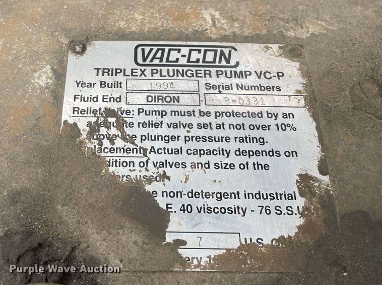 image for item LJ9771 1993 Ford LN8000  sewer jetter truck