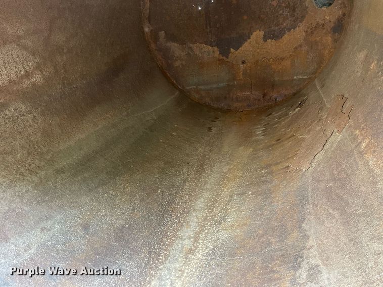 image for item LJ9771 1993 Ford LN8000  sewer jetter truck