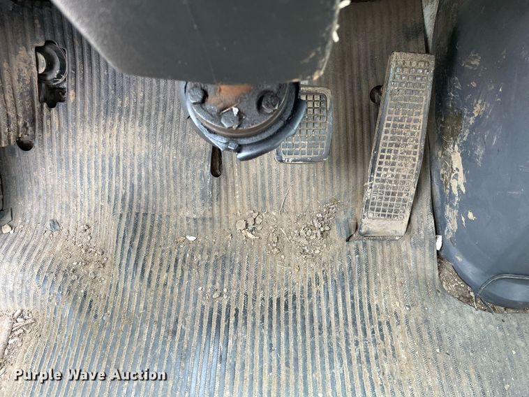 image for item LJ9771 1993 Ford LN8000  sewer jetter truck