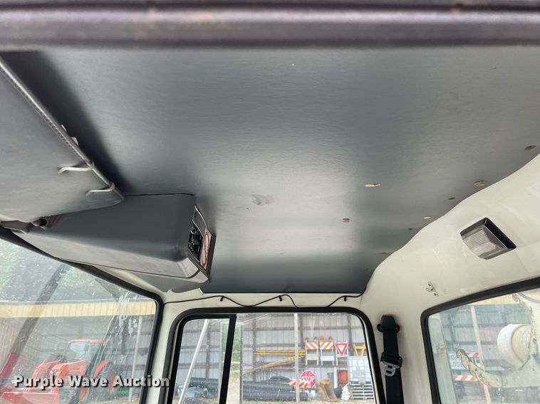 image for item LJ9771 1993 Ford LN8000  sewer jetter truck