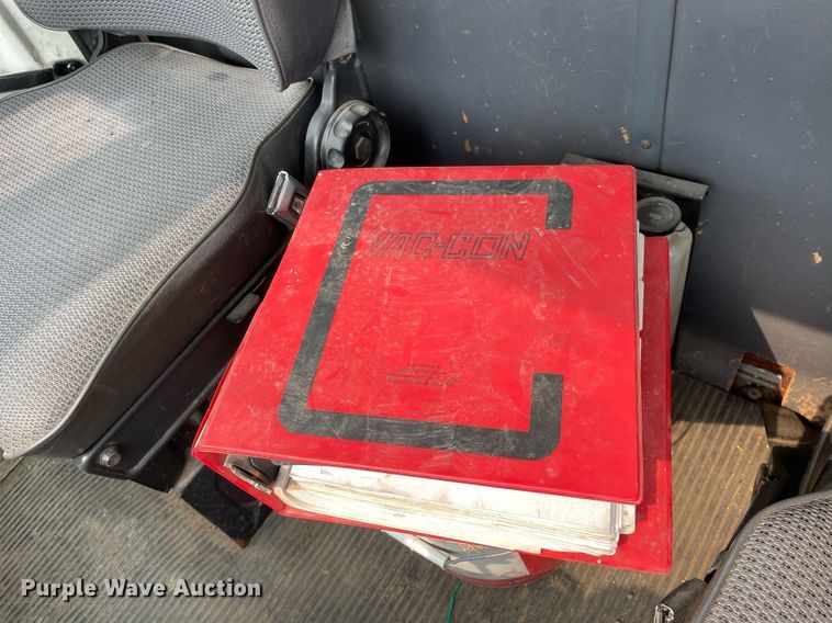 image for item LJ9771 1993 Ford LN8000  sewer jetter truck