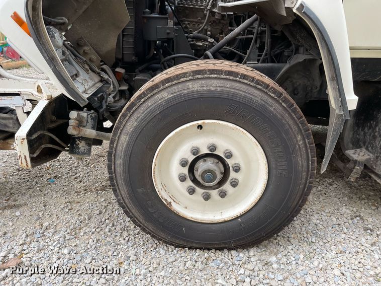 image for item LJ9771 1993 Ford LN8000  sewer jetter truck