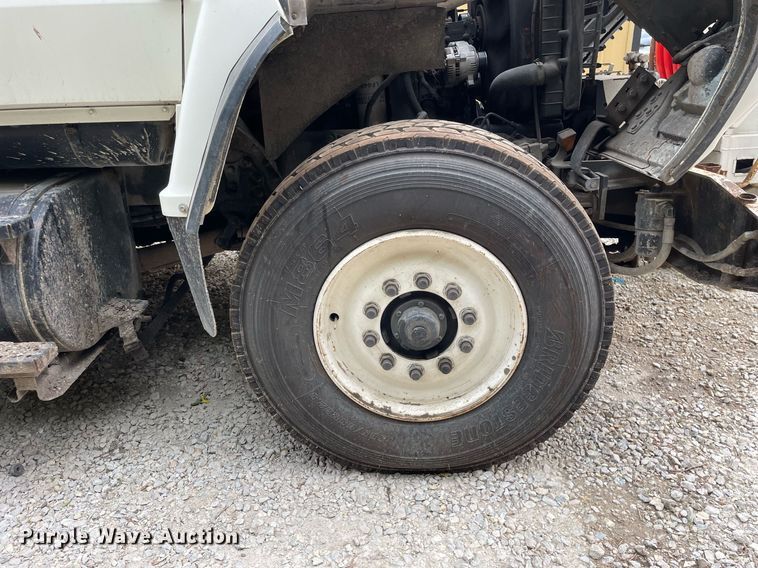 image for item LJ9771 1993 Ford LN8000  sewer jetter truck