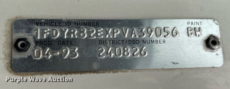 image for item LJ9771 1993 Ford LN8000  sewer jetter truck