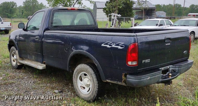 image for item LL9188 2003 Ford F150 XL  pickup truck