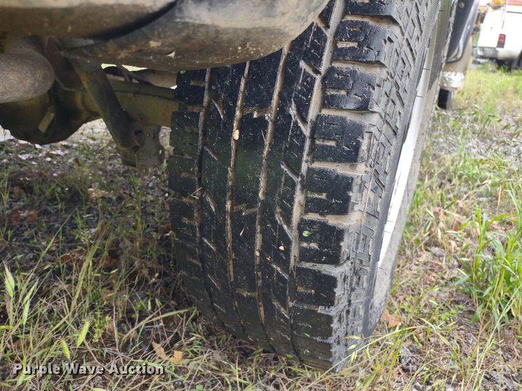 image for item LL9188 2003 Ford F150 XL  pickup truck