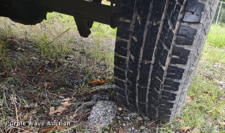 image for item LL9188 2003 Ford F150 XL  pickup truck