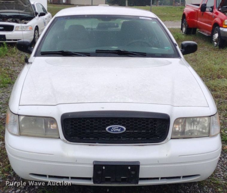 image for item LL9189 2007 Ford Crown Victoria Police Interceptor