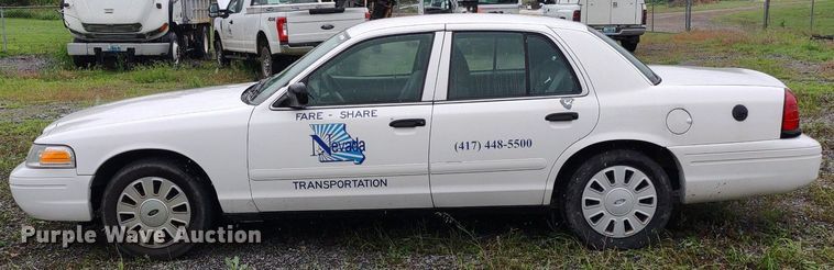 image for item LL9189 2007 Ford Crown Victoria Police Interceptor