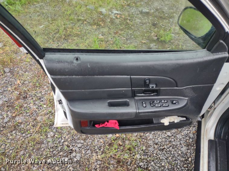 image for item LL9189 2007 Ford Crown Victoria Police Interceptor