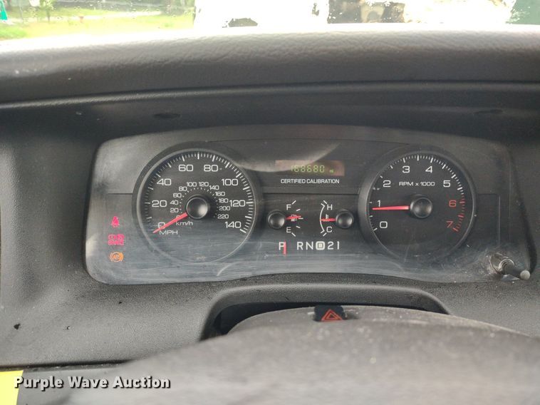 image for item LL9189 2007 Ford Crown Victoria Police Interceptor