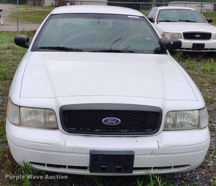 image for item LL9190 2010 Ford Crown Victoria Police Interceptor