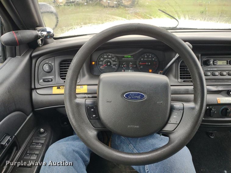 image for item LL9190 2010 Ford Crown Victoria Police Interceptor