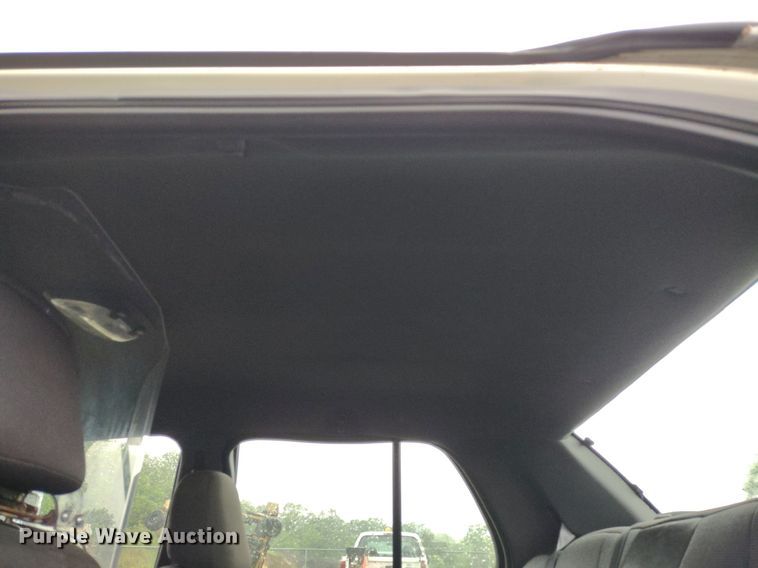 image for item LL9190 2010 Ford Crown Victoria Police Interceptor