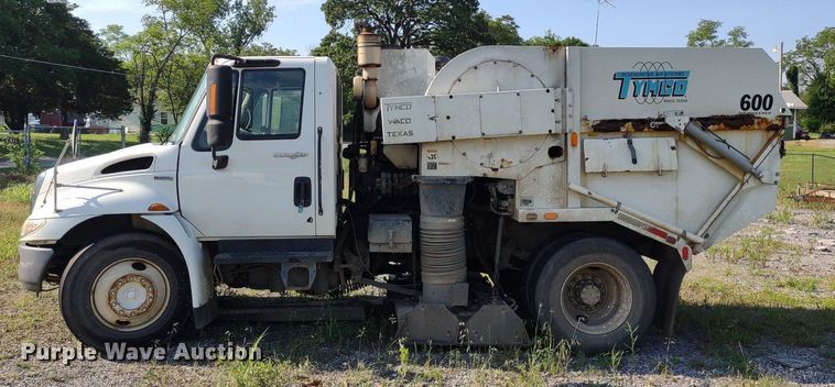 image for item LL9191 2009 International DuraStar 4300  street sweeper truck