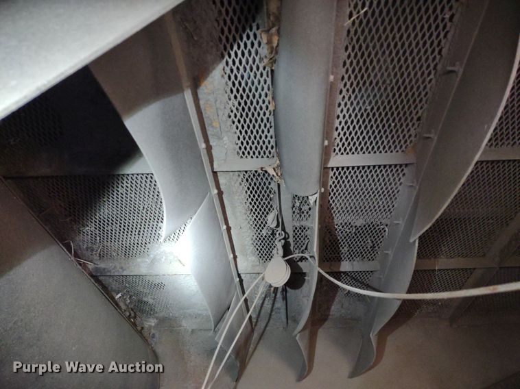 image for item LL9191 2009 International DuraStar 4300  street sweeper truck