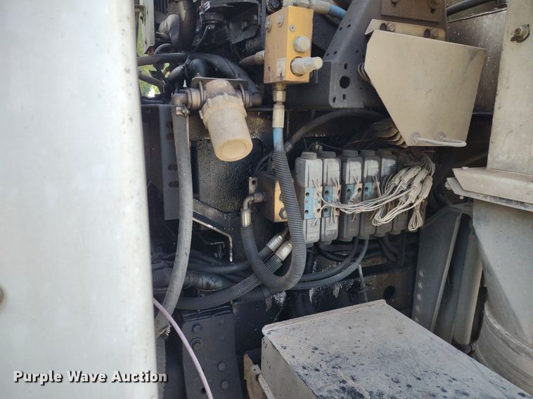 image for item LL9191 2009 International DuraStar 4300  street sweeper truck