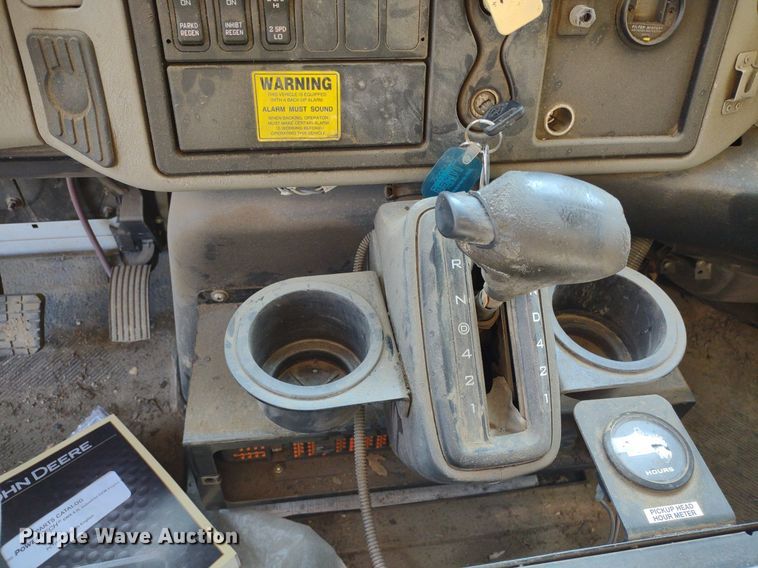 image for item LL9191 2009 International DuraStar 4300  street sweeper truck