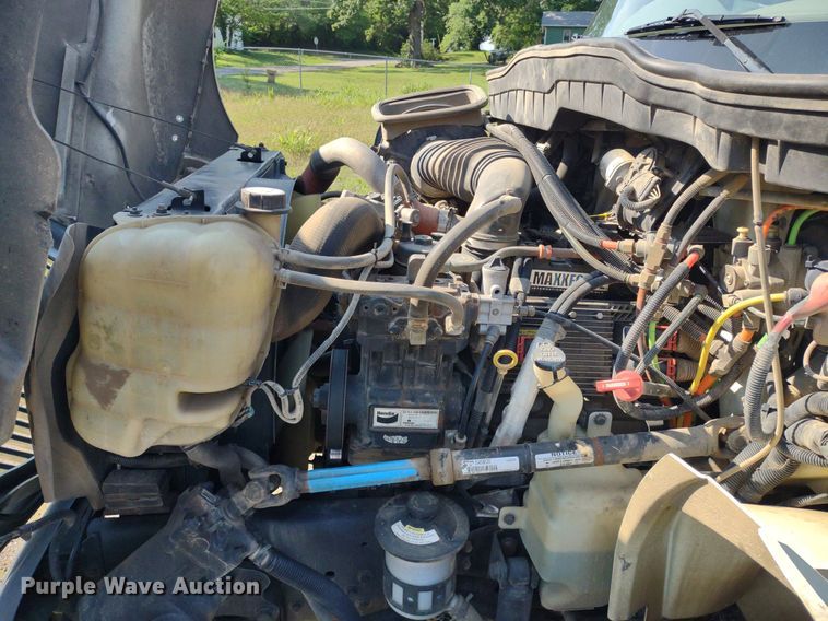 image for item LL9191 2009 International DuraStar 4300  street sweeper truck