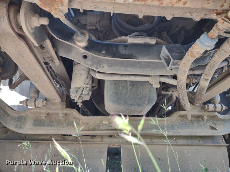 image for item LL9191 2009 International DuraStar 4300  street sweeper truck