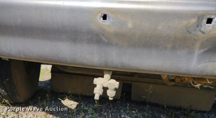 image for item LL9191 2009 International DuraStar 4300  street sweeper truck