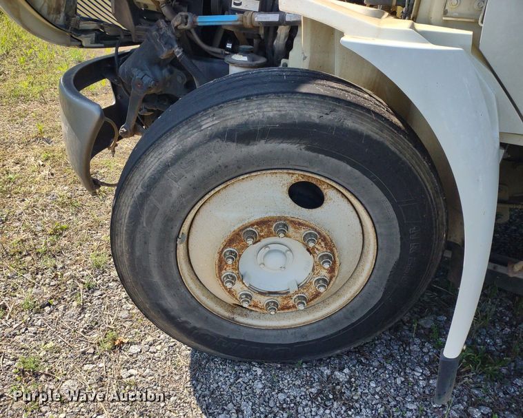 image for item LL9191 2009 International DuraStar 4300  street sweeper truck