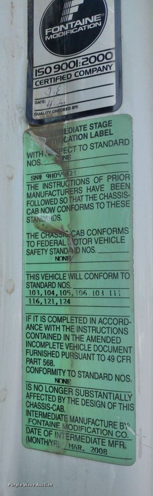 image for item LL9191 2009 International DuraStar 4300  street sweeper truck