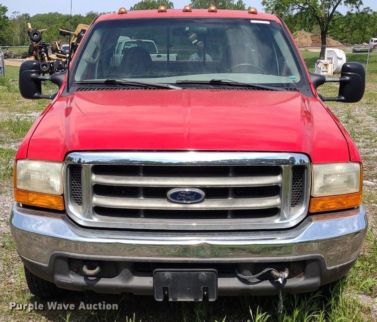 image for item LL9192 2000 Ford F350 Super Duty XLT  SuperCab pickup truck