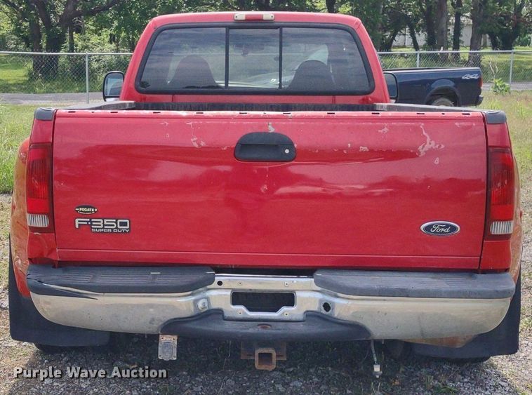 image for item LL9192 2000 Ford F350 Super Duty XLT  SuperCab pickup truck