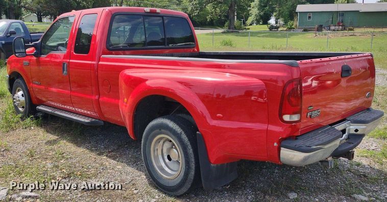 image for item LL9192 2000 Ford F350 Super Duty XLT  SuperCab pickup truck