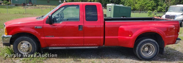 image for item LL9192 2000 Ford F350 Super Duty XLT  SuperCab pickup truck