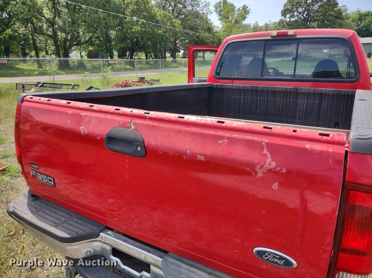 image for item LL9192 2000 Ford F350 Super Duty XLT  SuperCab pickup truck